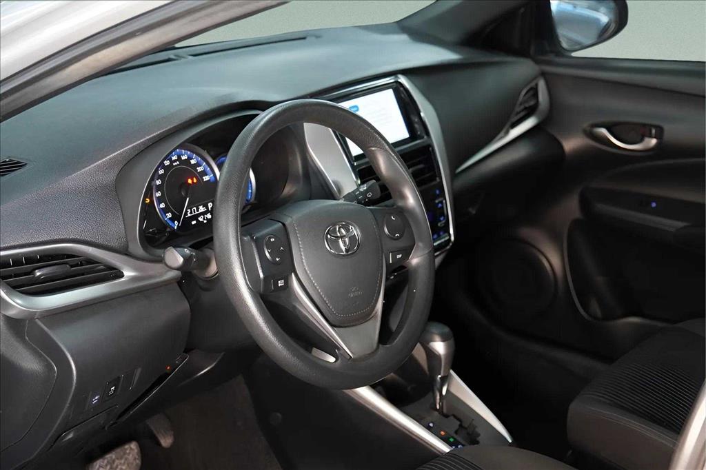 YARIS 1.3 16V FLEX XL LIVE MULTIDRIVE10