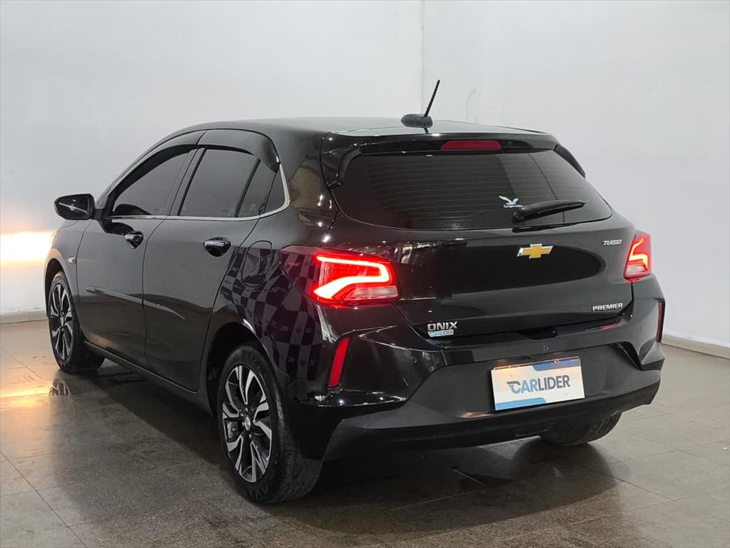 ONIX 1.0 TURBO FLEX PREMIER AUTOMÁTICO12