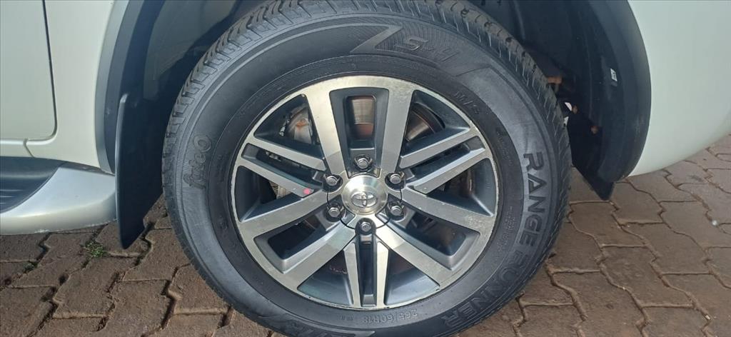 HILUX SW4 2.8 SRX 4X4 16V TURBO INTERCOOLER DIESEL 4P AUTOMÁTICO11