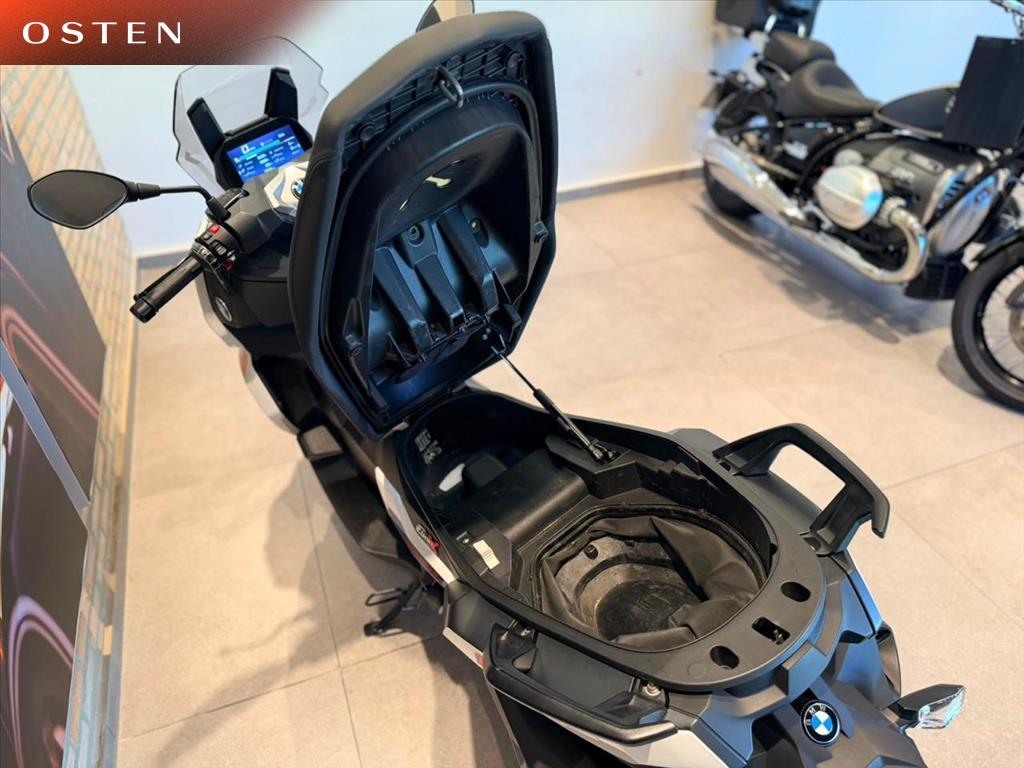 BMW Motorrad-C-400 X SPORT