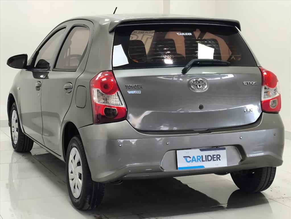 ETIOS 1.3 X 16V FLEX 4P MANUAL12