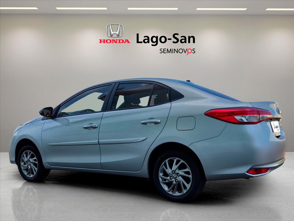 YARIS 1.5 16V FLEX SEDAN XS MULTIDRIVE4