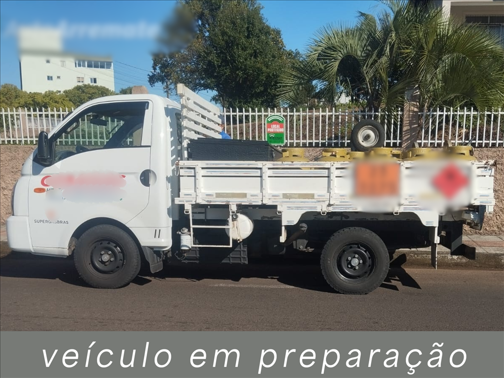 HR 2.5 LONGO SEM CAÇAMBA 4X2 16V 130CV TURBO INTERCOOLER DIESEL 2P MANUAL0