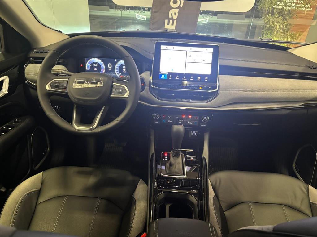 COMMANDER 1.3 T270 TURBO MHEV LIMITED AT615