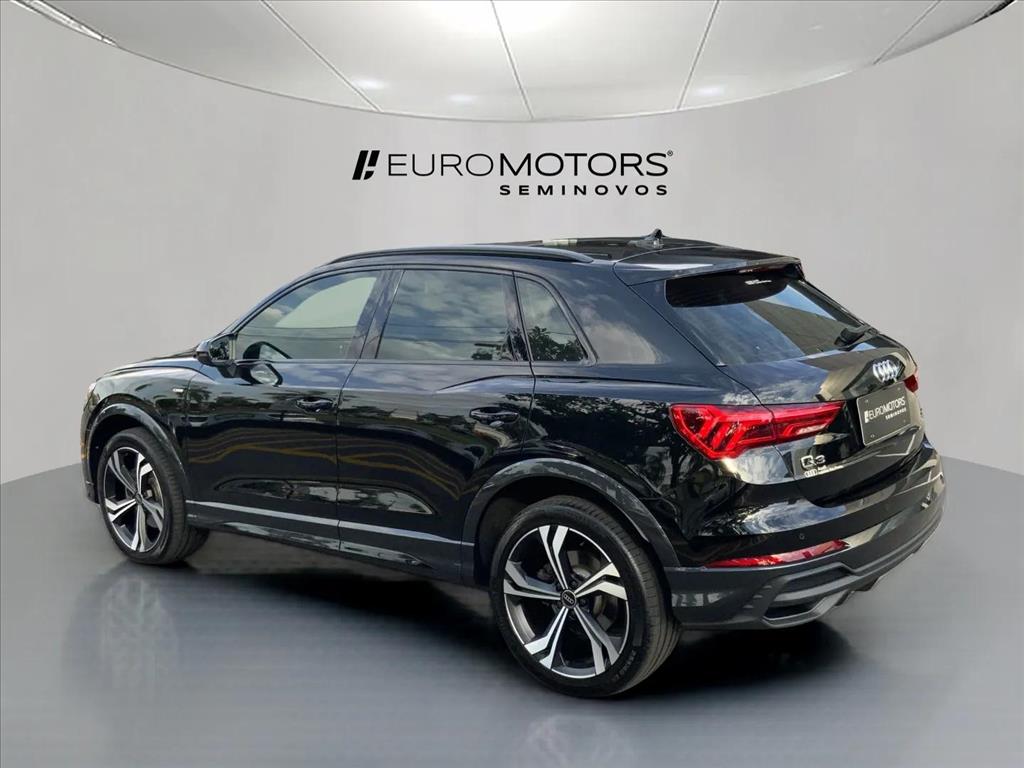 Audi-Q3-2.0 40 TFSI GASOLINA PERFORMANCE BLACK QUATTRO TIPTRONIC