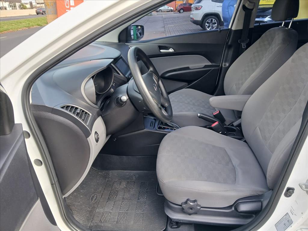 HB20S 1.6 COMFORT PLUS 16V FLEX 4P AUTOMÁTICO3