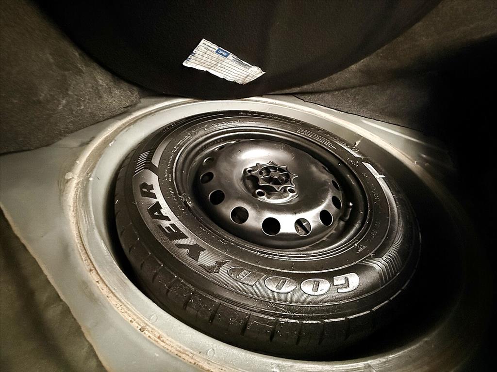 Volkswagen Gol - 1.0 12V MPI TOTALFLEX 4P MANUAL