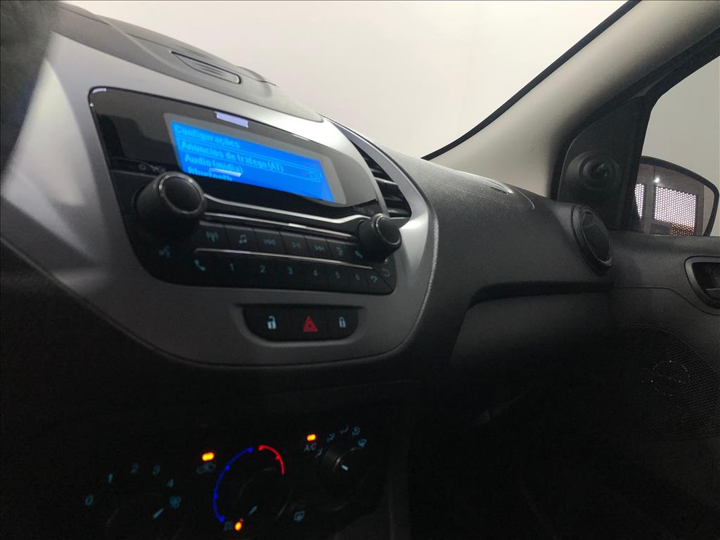 KA 1.0 TI-VCT FLEX SE SEDAN MANUAL