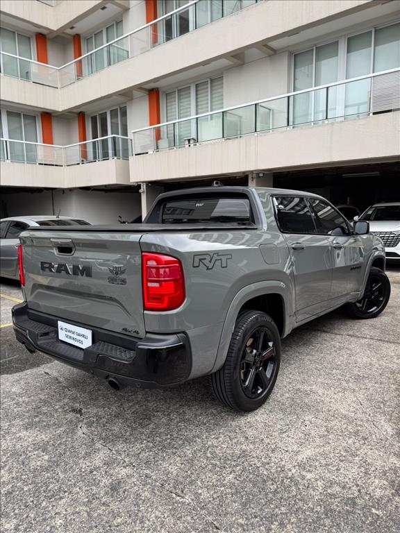 RAMPAGE 2.0 HURRICANE 4 TURBO GASOLINA R/T 4X4 AUTOMÁTICO5