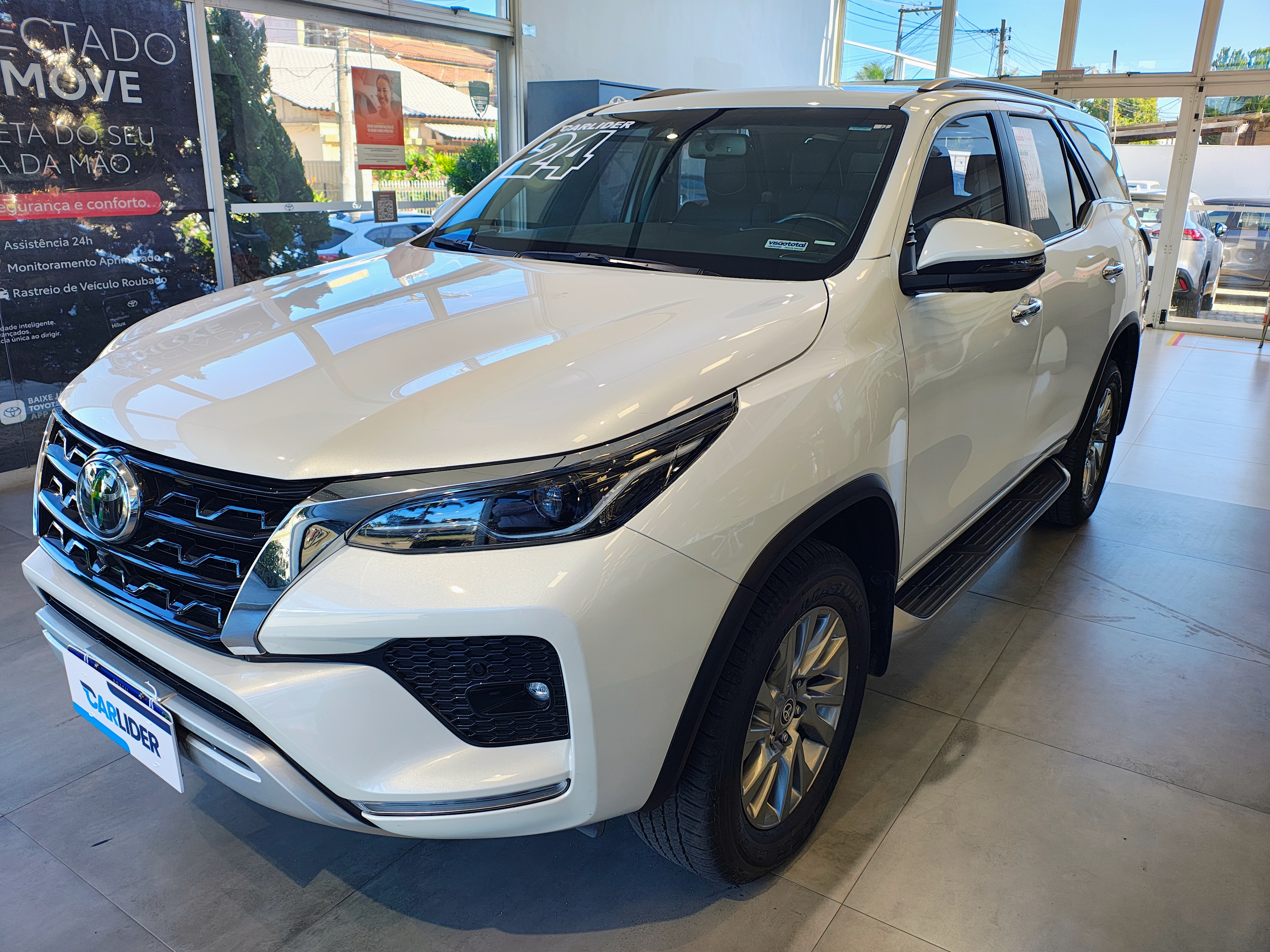 HILUX SW4 2.8 D-4D TURBO DIESEL SRX 7L 4X4 AUTOMÁTICO1