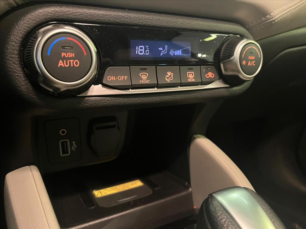 VERSA 1.6 16V FLEX EXCLUSIVE XTRONIC10