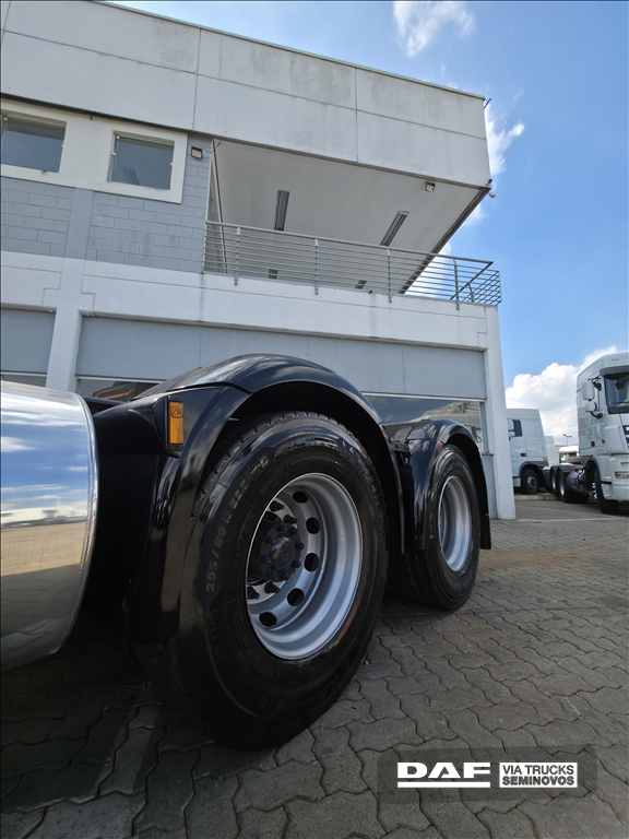 DAF-XF-FTT 530 6X4 SPACE CAB