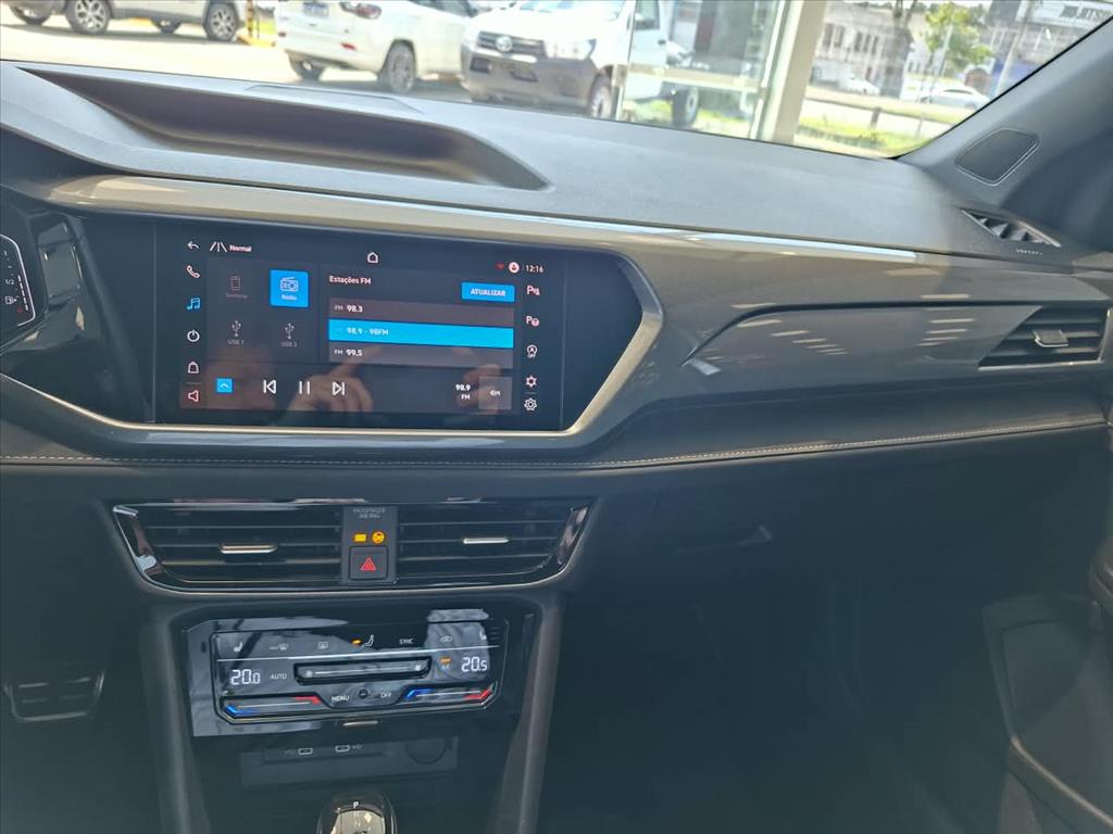 TAOS 1.4 250 TSI TOTAL FLEX HIGHLINE AUTOMÁTICO9