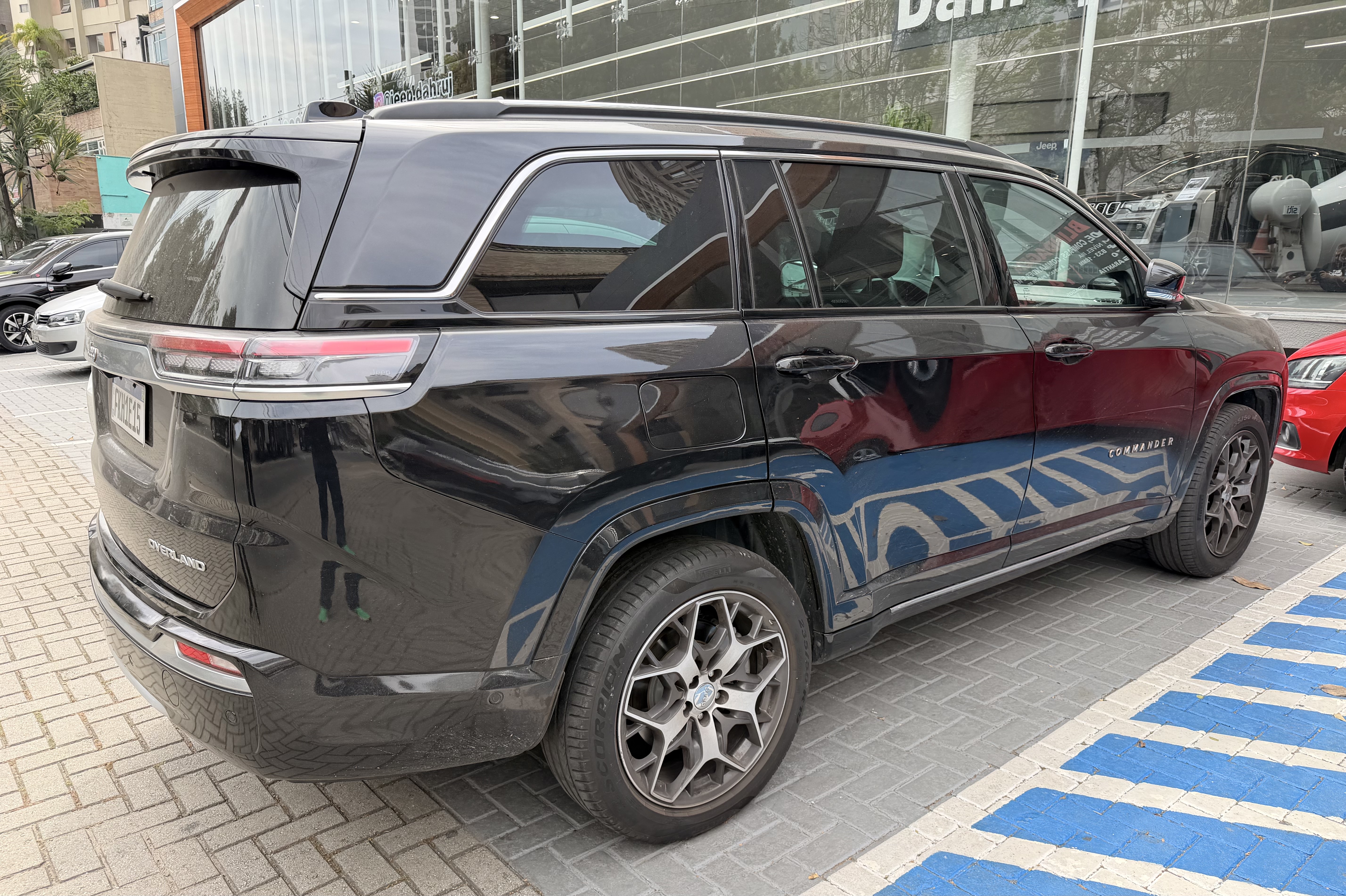 COMMANDER 1.3 T270 TURBO FLEX OVERLAND AT615