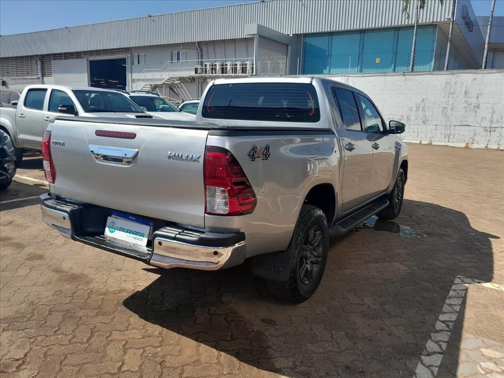 HILUX 2.8 D-4D TURBO DIESEL CD SRV 4X4 AUTOMÁTICO