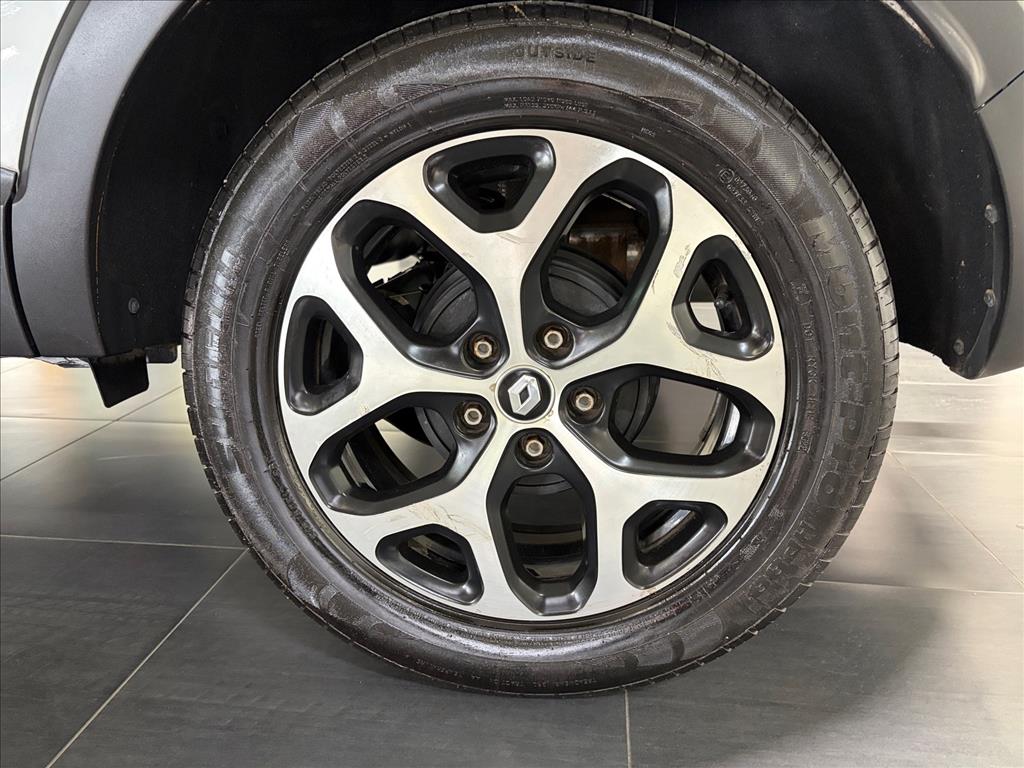 CAPTUR 1.6 16V SCE FLEX BOSE X-TRONIC15