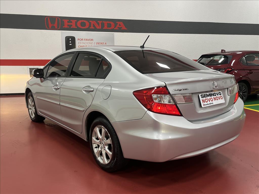 CIVIC 1.8 EXS 16V FLEX 4P AUTOMÁTICO6