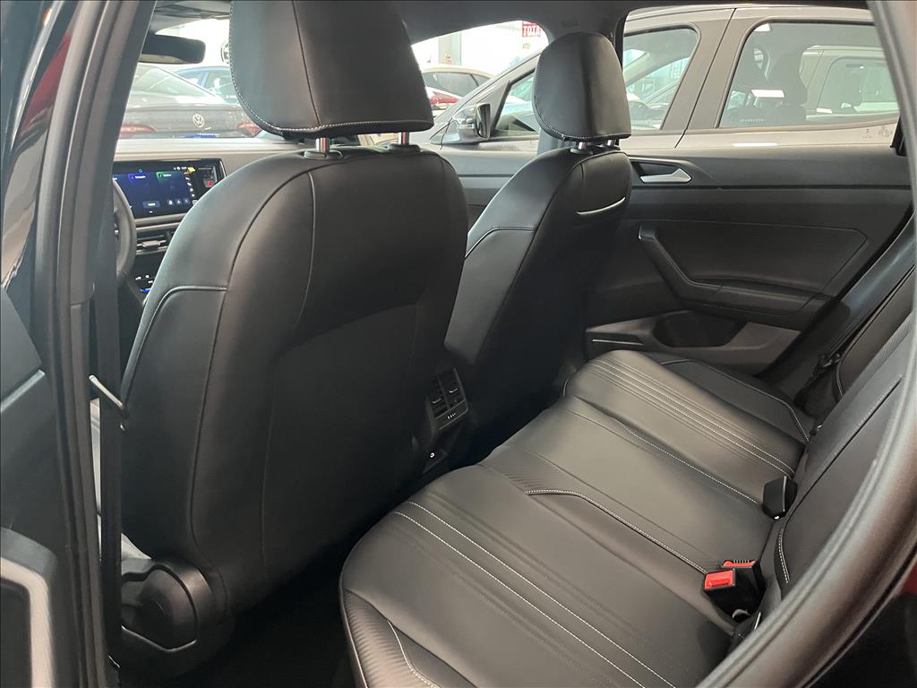 NIVUS 1.0 200 TSI TOTAL FLEX HIGHLINE AUTOMÁTICO9