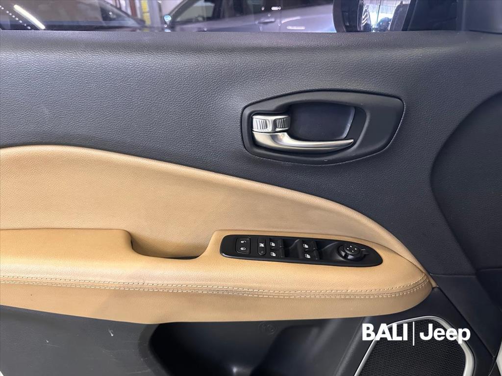 COMPASS 2.0 16V FLEX SPORT AUTOMÁTICO16