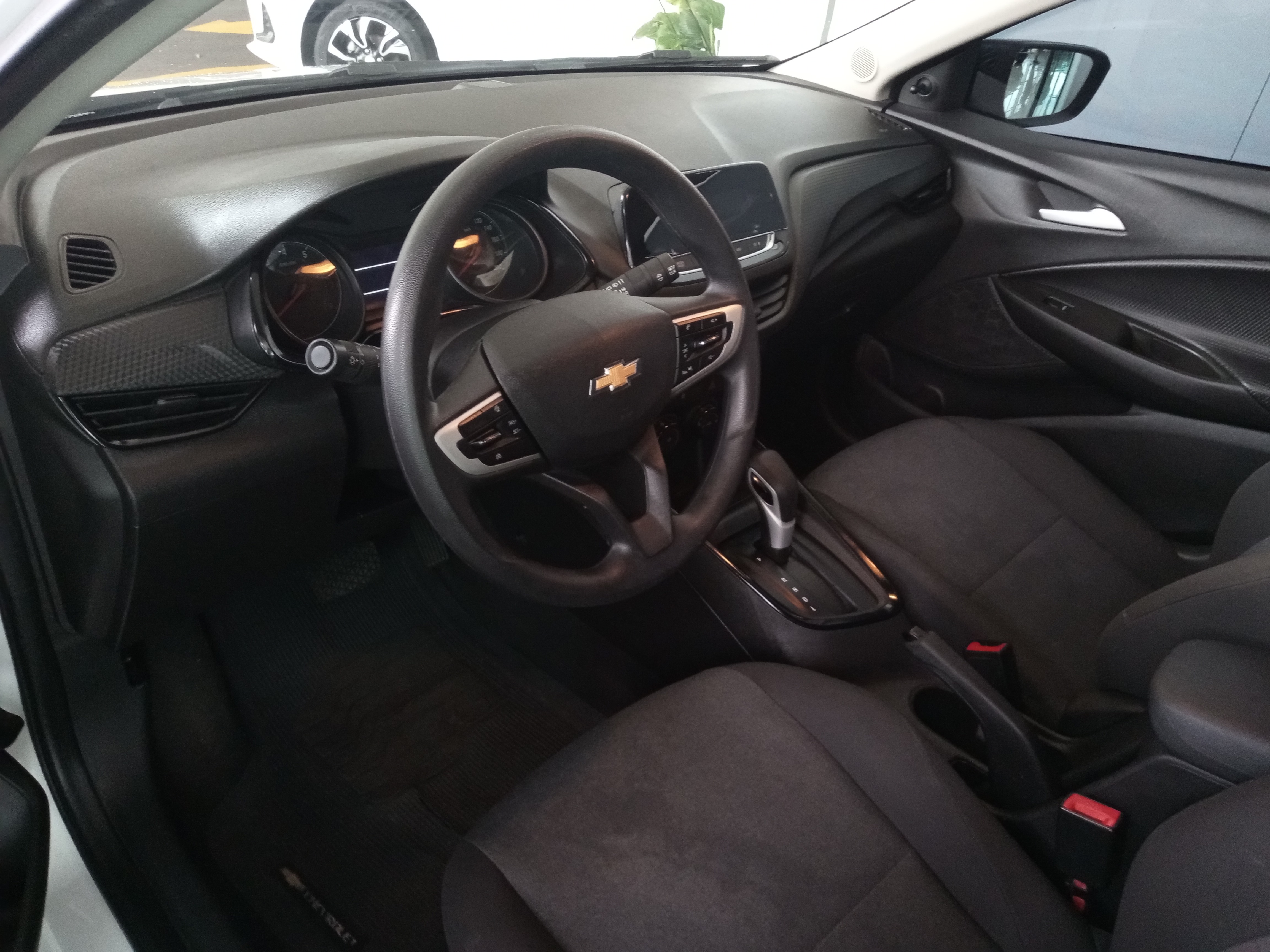 ONIX 1.0 TURBO FLEX AUTOMÁTICO7