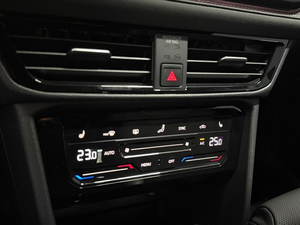 TAOS 1.4 250 TSI TOTAL FLEX HIGHLINE AUTOMÁTICO15