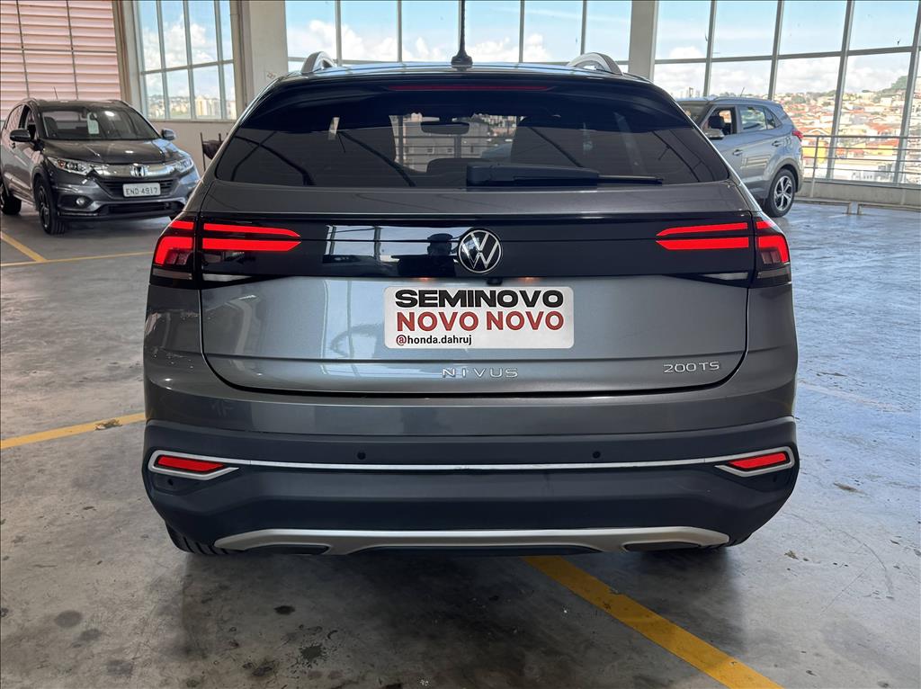 NIVUS 1.0 200 TSI TOTAL FLEX HIGHLINE AUTOMÁTICO4