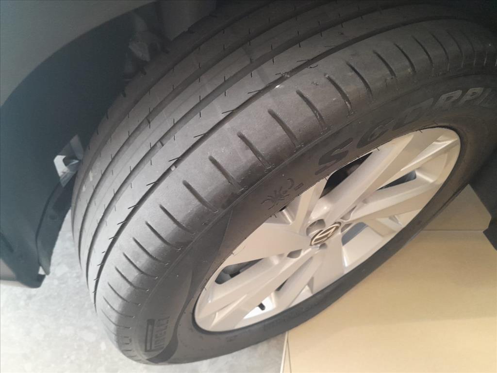 NIVUS 1.0 200 TSI TOTAL FLEX COMFORTLINE AUTOMÁTICO8