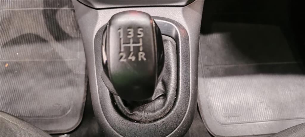 C3 1.2 PURE TECH FLEX ATTRACTION MANUAL10