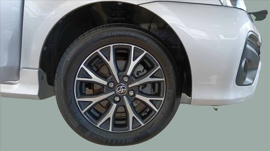 ETIOS 1.5 PLATINUM SEDAN 16V FLEX 4P AUTOMÁTICO13