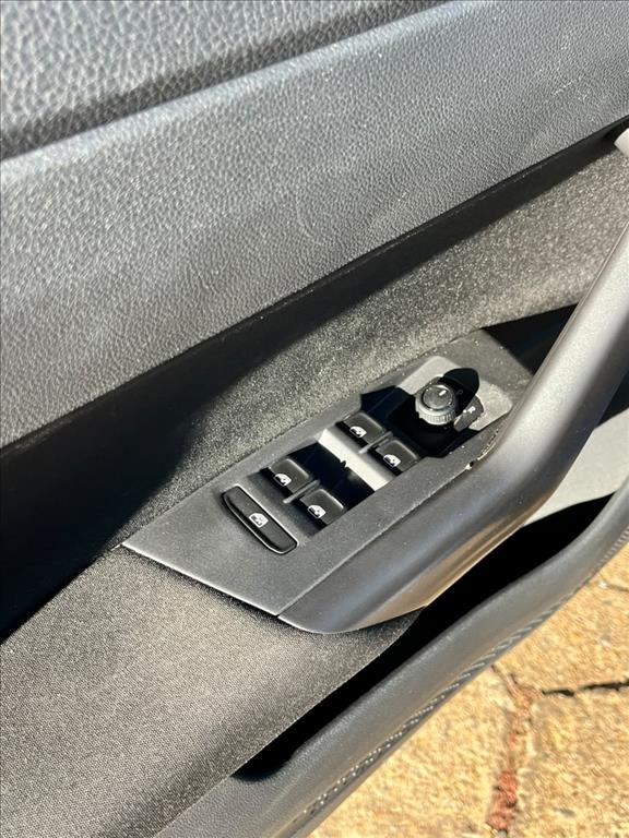 NIVUS 1.0 200 TSI TOTAL FLEX COMFORTLINE AUTOMÁTICO9