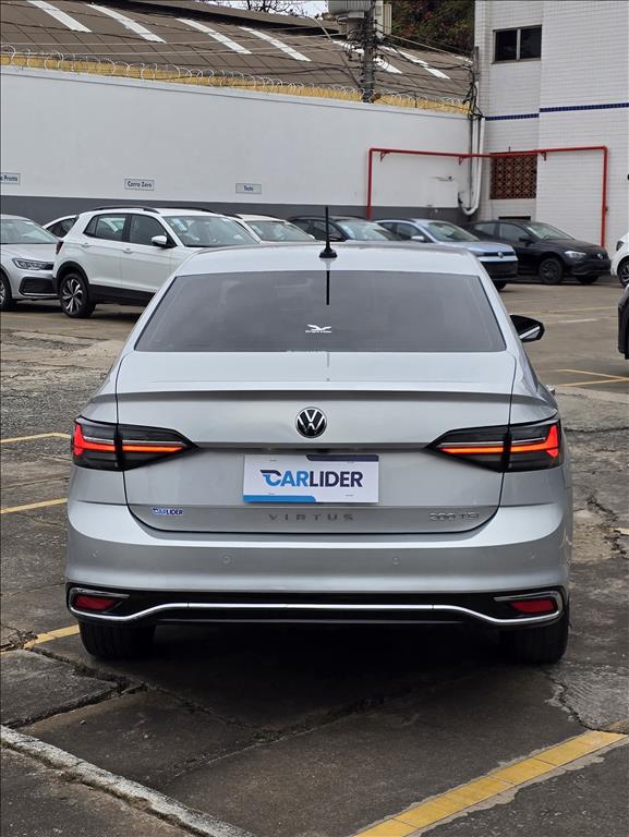 VIRTUS 1.0 200 TSI COMFORTLINE AUTOMÁTICO4