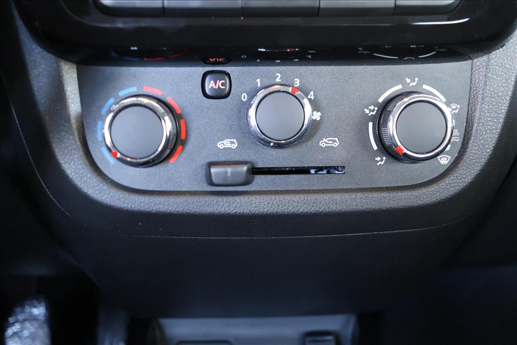 RENAULT KWID 1.0 12V SCE FLEX INTENSE MANUAL