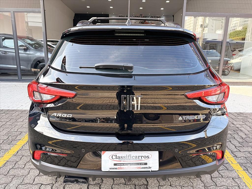Fiat Argo - 1.8 E.TORQ FLEX TREKKING AT6