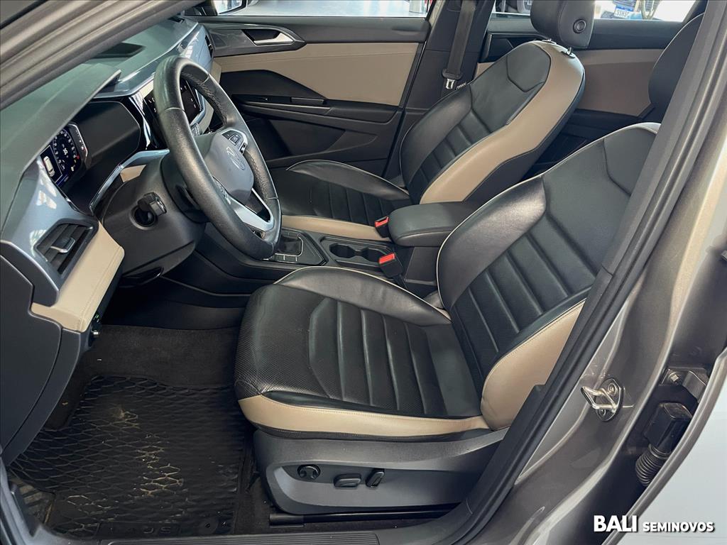 TAOS 1.4 250 TSI TOTAL FLEX HIGHLINE AUTOMÁTICO15