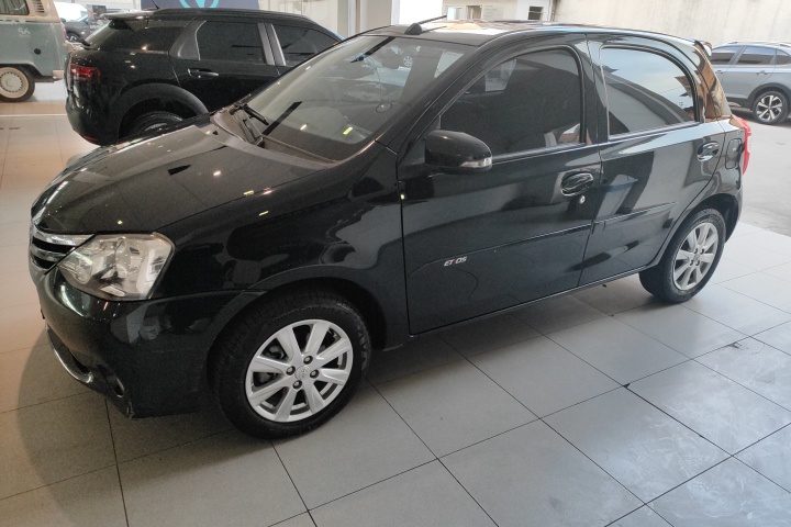 ETIOS 1.5 XLS 16V FLEX 4P AUTOMÁTICO