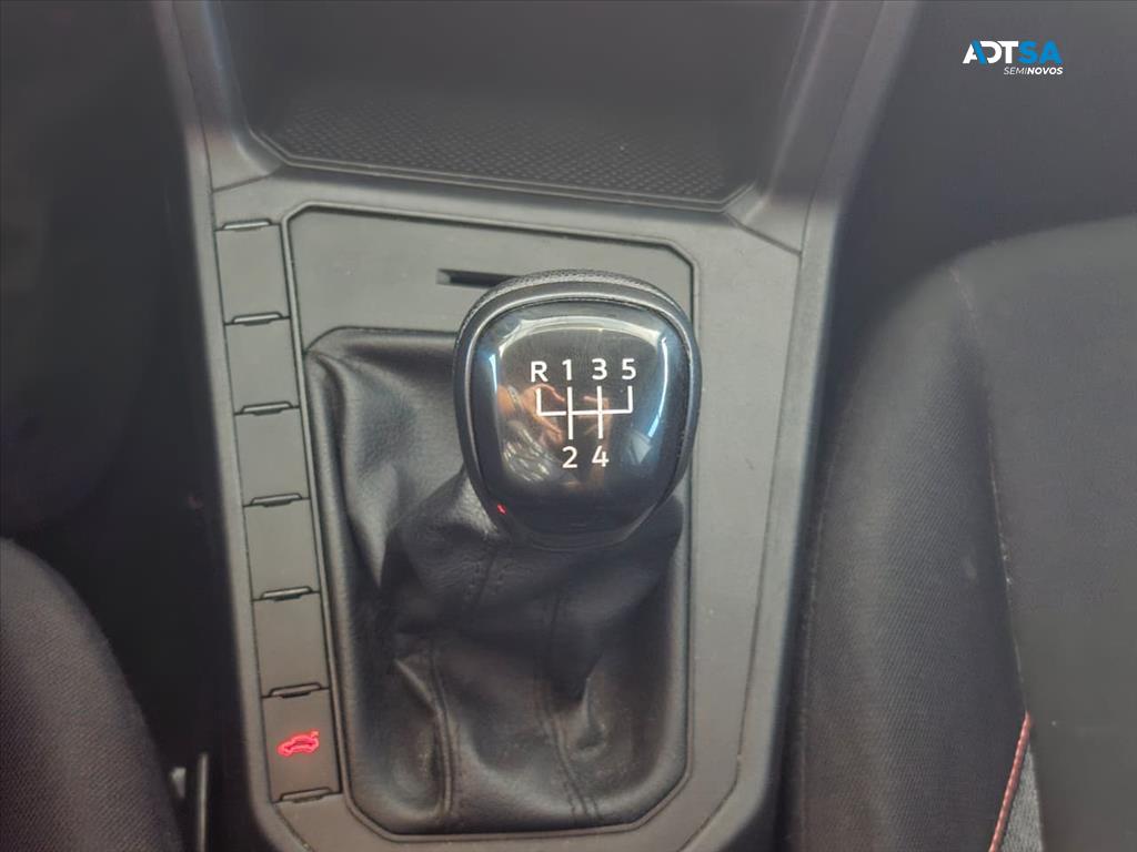 VOLKSWAGEN POLO 1.0 MPI MANUAL