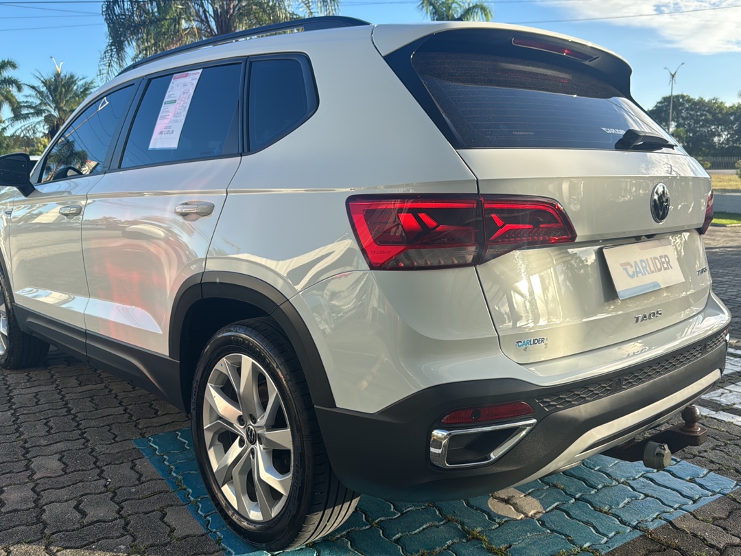 TAOS 1.4 250 TSI TOTAL FLEX COMFORTLINE AUTOMÁTICO6