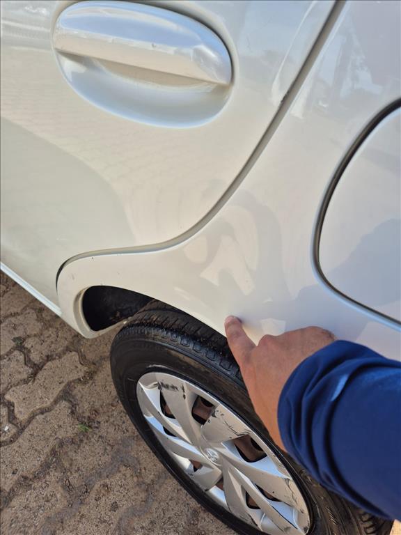 ETIOS 1.5 XS 16V FLEX 4P MANUAL12