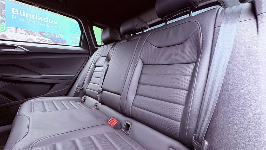 TAOS 1.4 250 TSI TOTAL FLEX HIGHLINE AUTOMÁTICO13