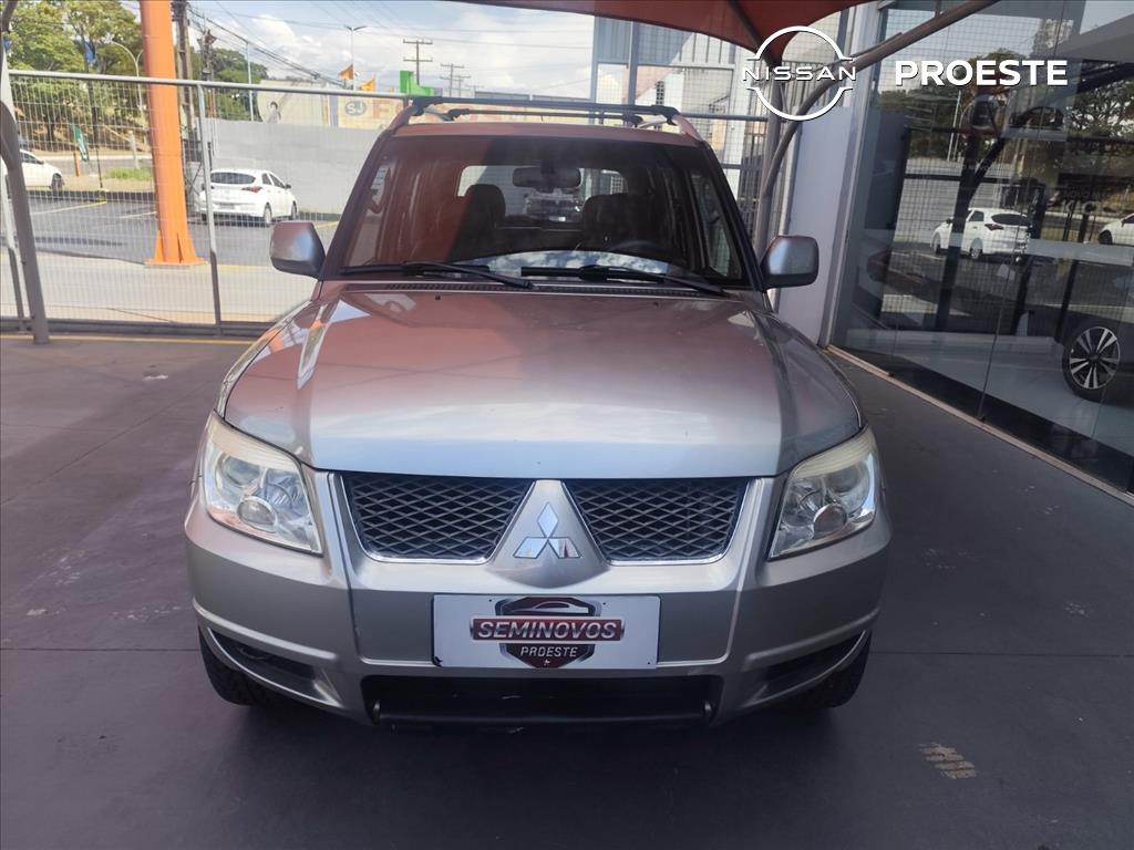 PAJERO TR4 2.0 4X4 16V 140CV FLEX 4P AUTOMÁTICO1