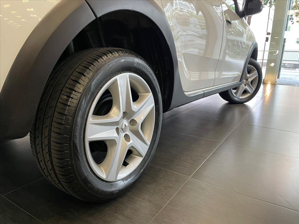 SANDERO 1.6 16V SCE FLEX ZEN MANUAL6