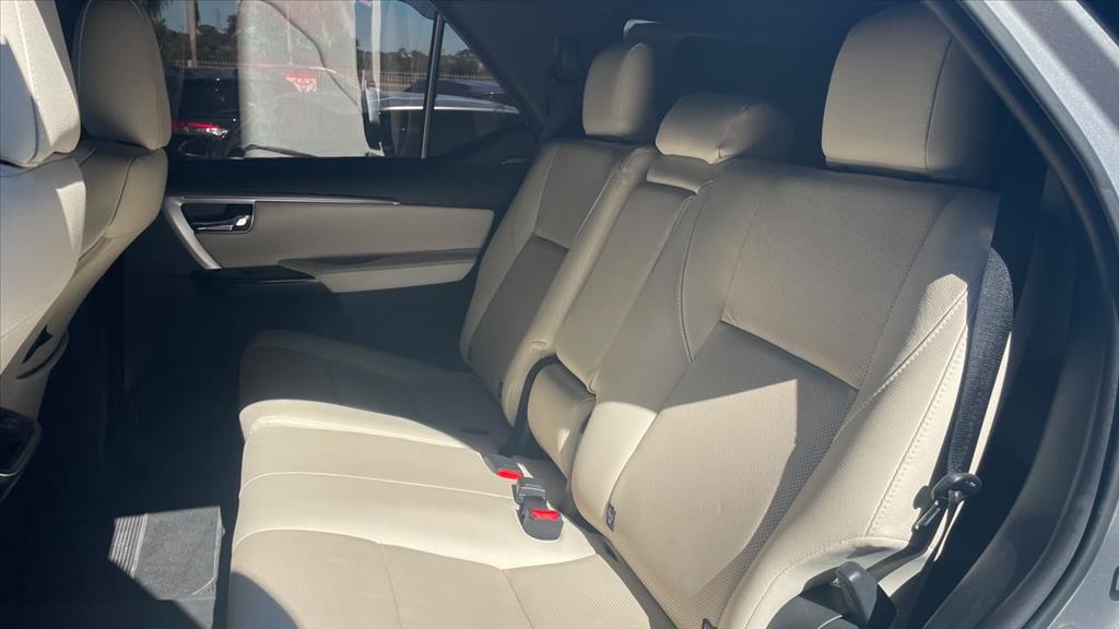 HILUX SW4 2.8 D-4D TURBO DIESEL DIAMOND 7L 4X4 AUTOMÁTICO16