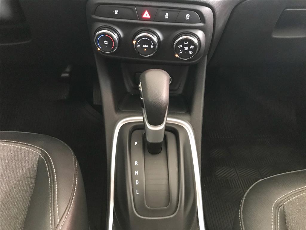 TRACKER 1.0 TURBO FLEX LTZ AUTOMÁTICO11