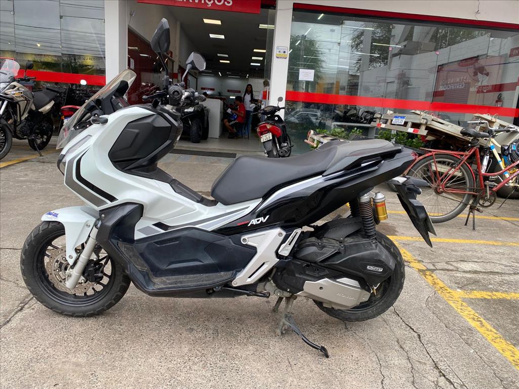 HONDA ADV foto 4