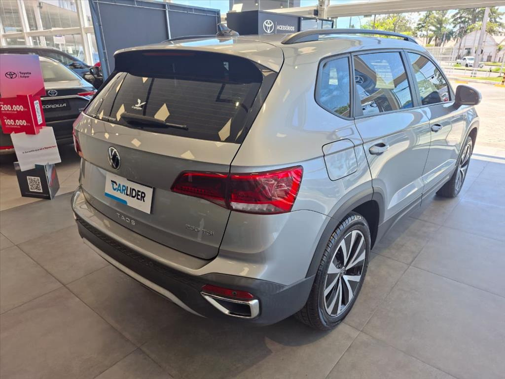 TAOS 1.4 250 TSI TOTAL FLEX COMFORTLINE AUTOMÁTICO5