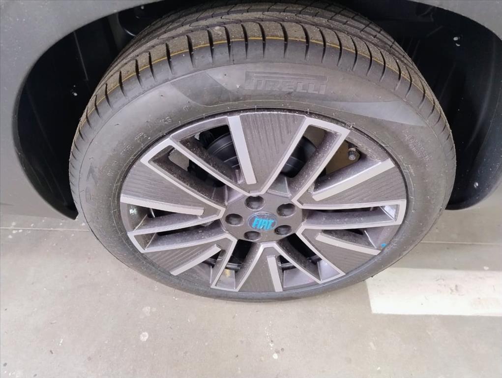 FASTBACK 1.0 TURBO 200 HYBRID AUDACE CVT14