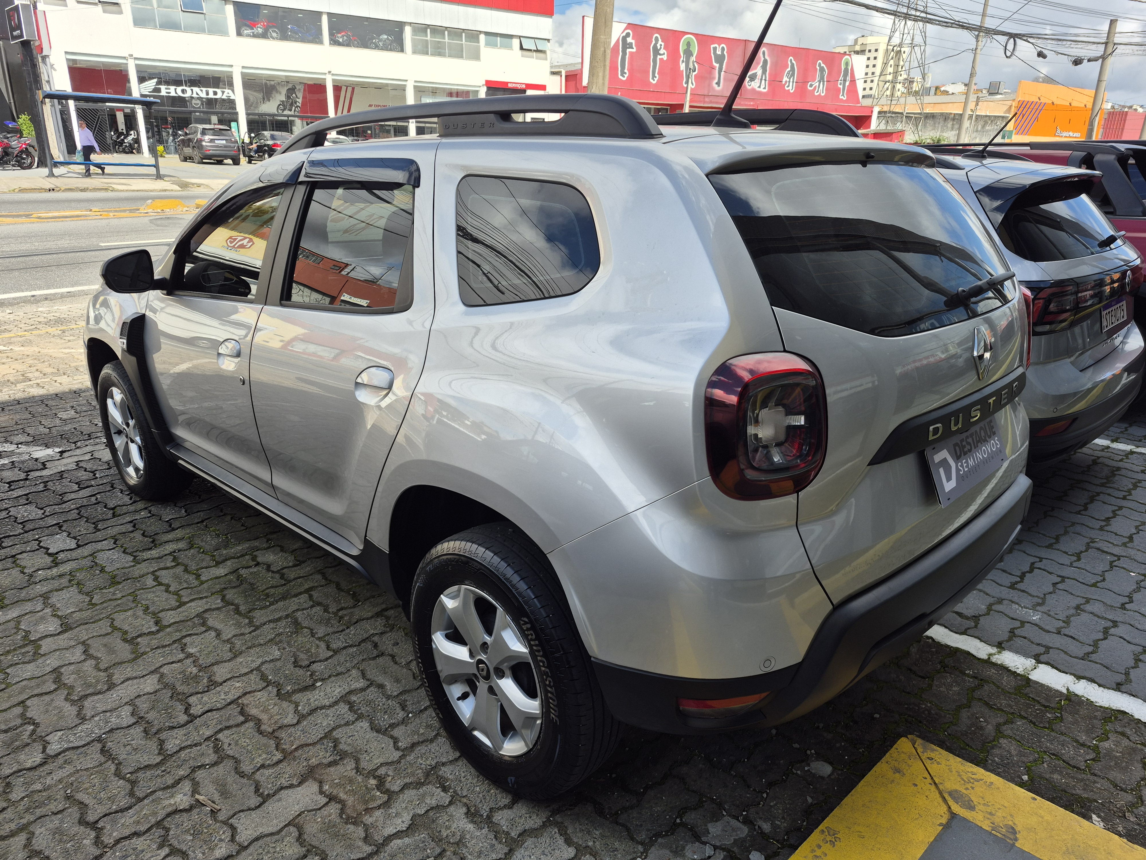 Foto ilustrativa do carro