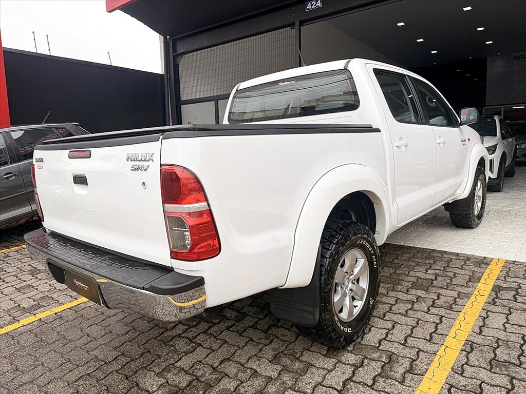 Toyota Hilux - 2.7 SR 4X2 CD 16V FLEX 4P AUTOMÁTICO