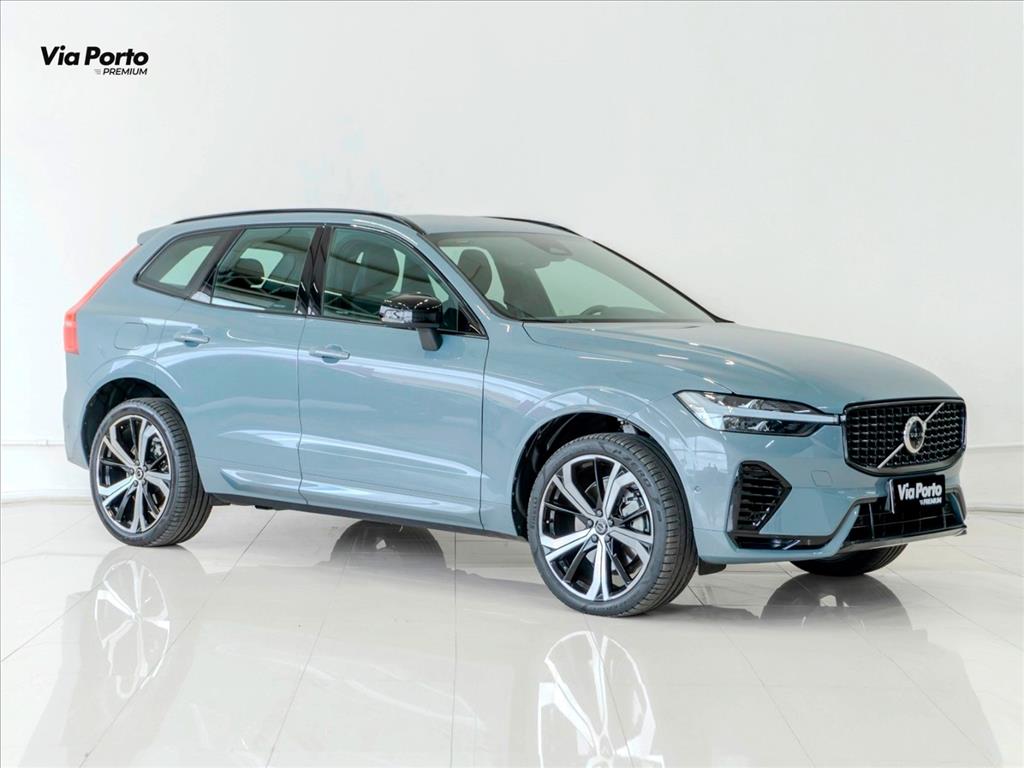 2.0 T8 RECHARGE ULTIMATE DARK AWD GEARTRONIC
