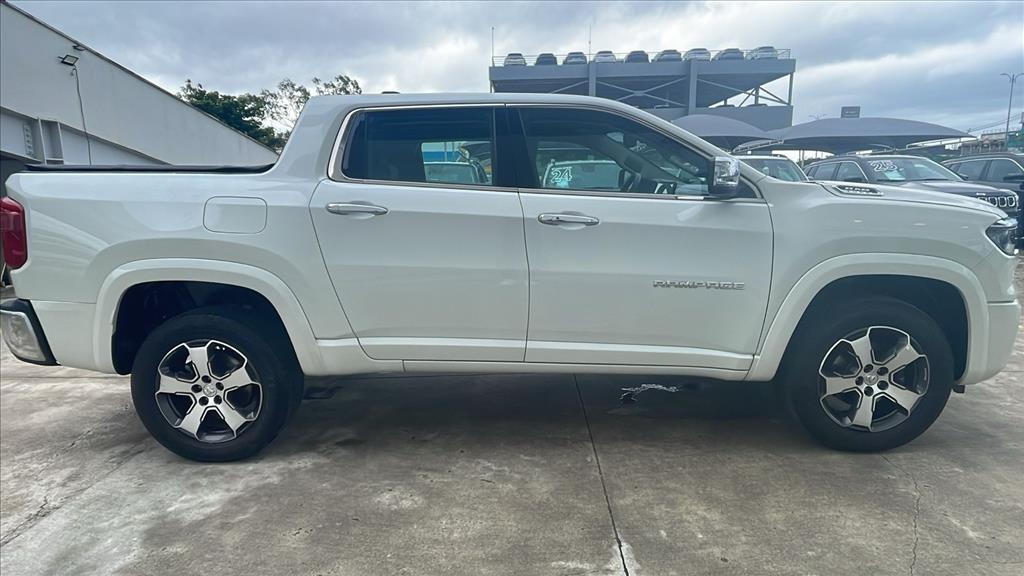 RAMPAGE 2.0 TURBO DIESEL LARAMIE 4X4 AUTOMÁTICO2